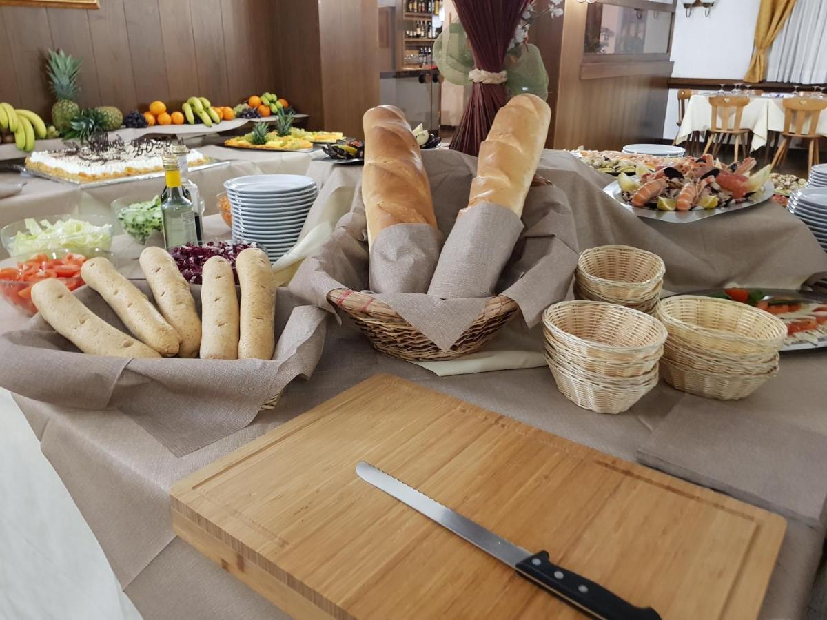 Hotel Alle Tre Baite Santa Caterina Valfurva Εξωτερικό φωτογραφία