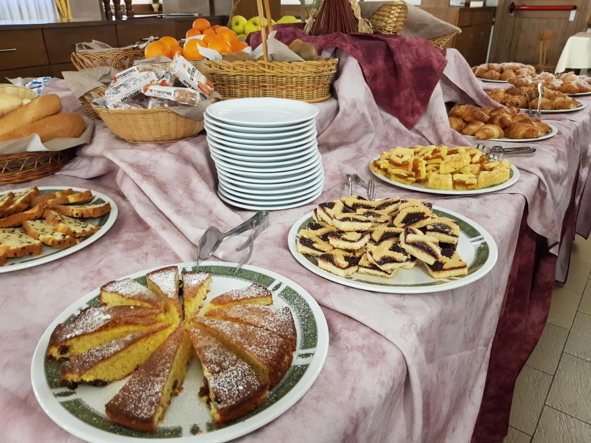 Hotel Alle Tre Baite Santa Caterina Valfurva Εξωτερικό φωτογραφία