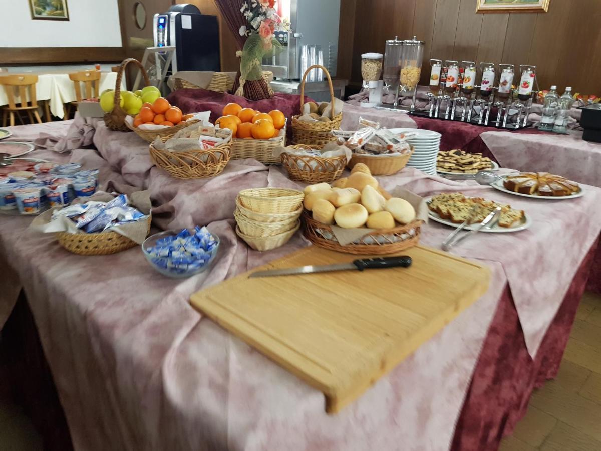 Hotel Alle Tre Baite Santa Caterina Valfurva Εξωτερικό φωτογραφία
